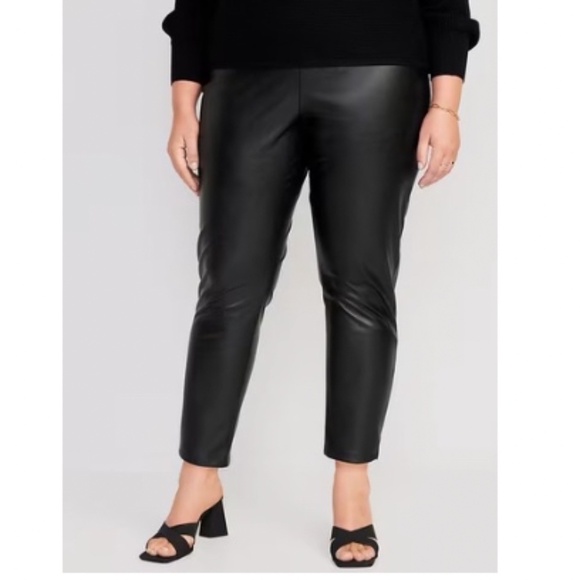 Old Navy Extra High-Rise Faux-Leather Skinny Pants, Black, Size 20, NWT - Picture 1 of 14